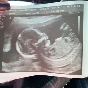 Meet your Posher, Dominique